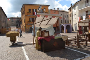 Bancarella medievale